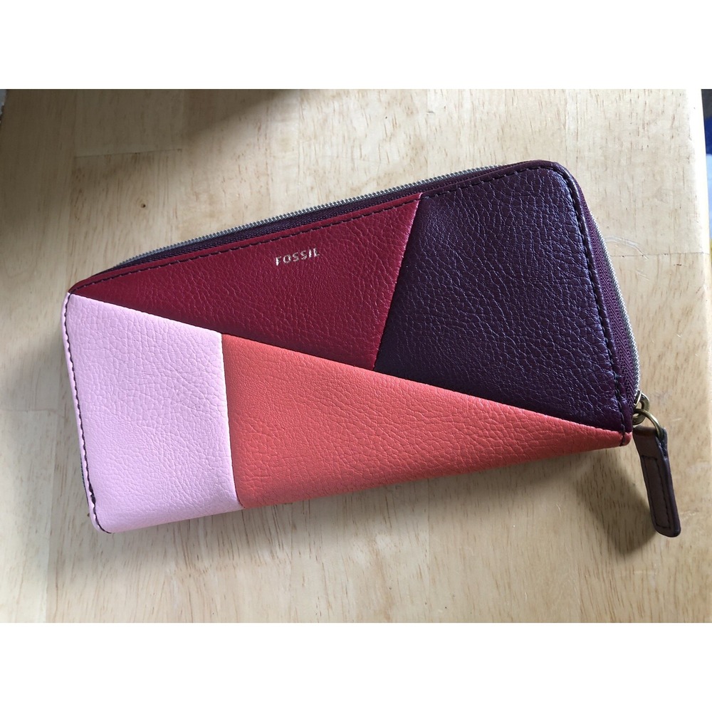 Fossil Jayda Pebble Faux Leather Patchwork Zip Around Clutch/Wallet 8x4 Great
